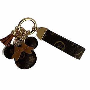 Minnie Doll faux leather keychain New